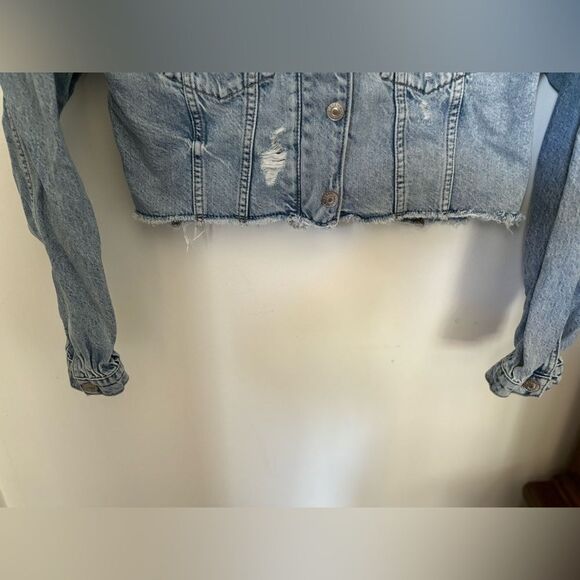 American eagle cropped distressed denim jacket with hood XS - Picture 14 of 16